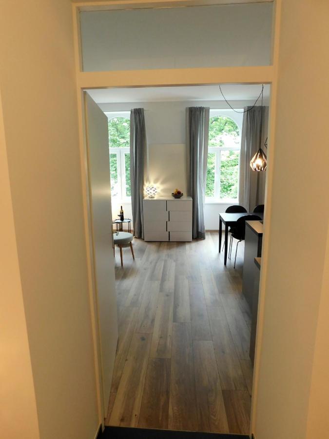 Max, Ruhige Sonnige Wohnung In Praternahe Viena Exterior foto
